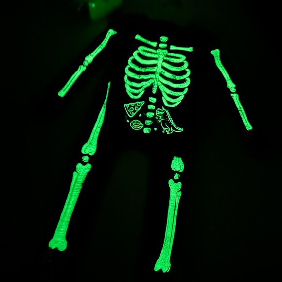 Cat & Jack Skeleton Costume Pajama Set - Black - Picture 2 of 9